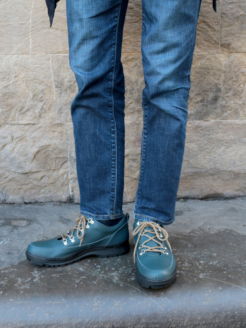 Max Wonder Teal Calfskin M
