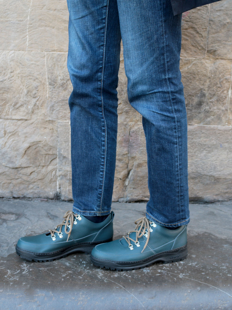 Max Wonder Teal Calfskin M
